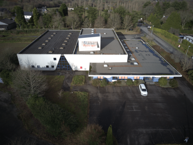 Local d’activité de face