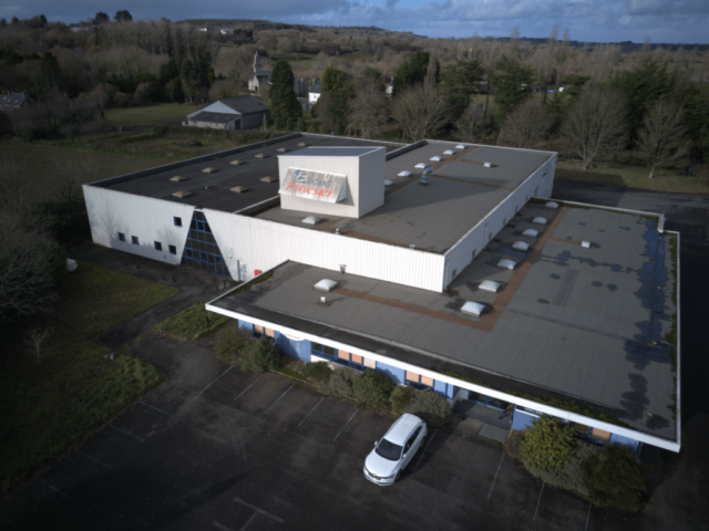 Local d’activité en Bretagne à vendre ou à louer 2650m² 2