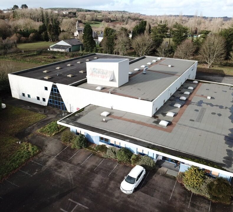 Local d’activité en Bretagne à vendre ou à louer   2650m²