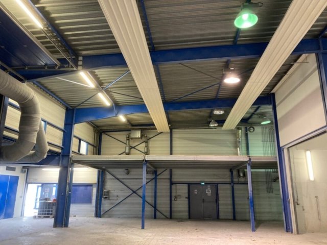 zone centrale avec éclairage