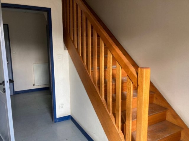 zone de passage aevc escalier pour accés