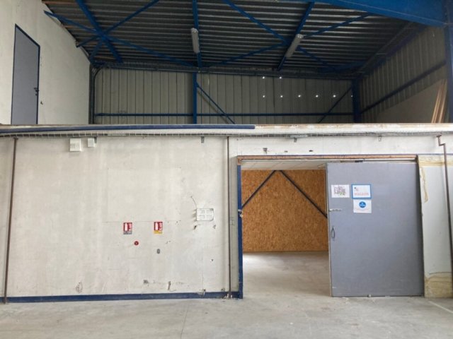 zone séparer avec Porte hermétique